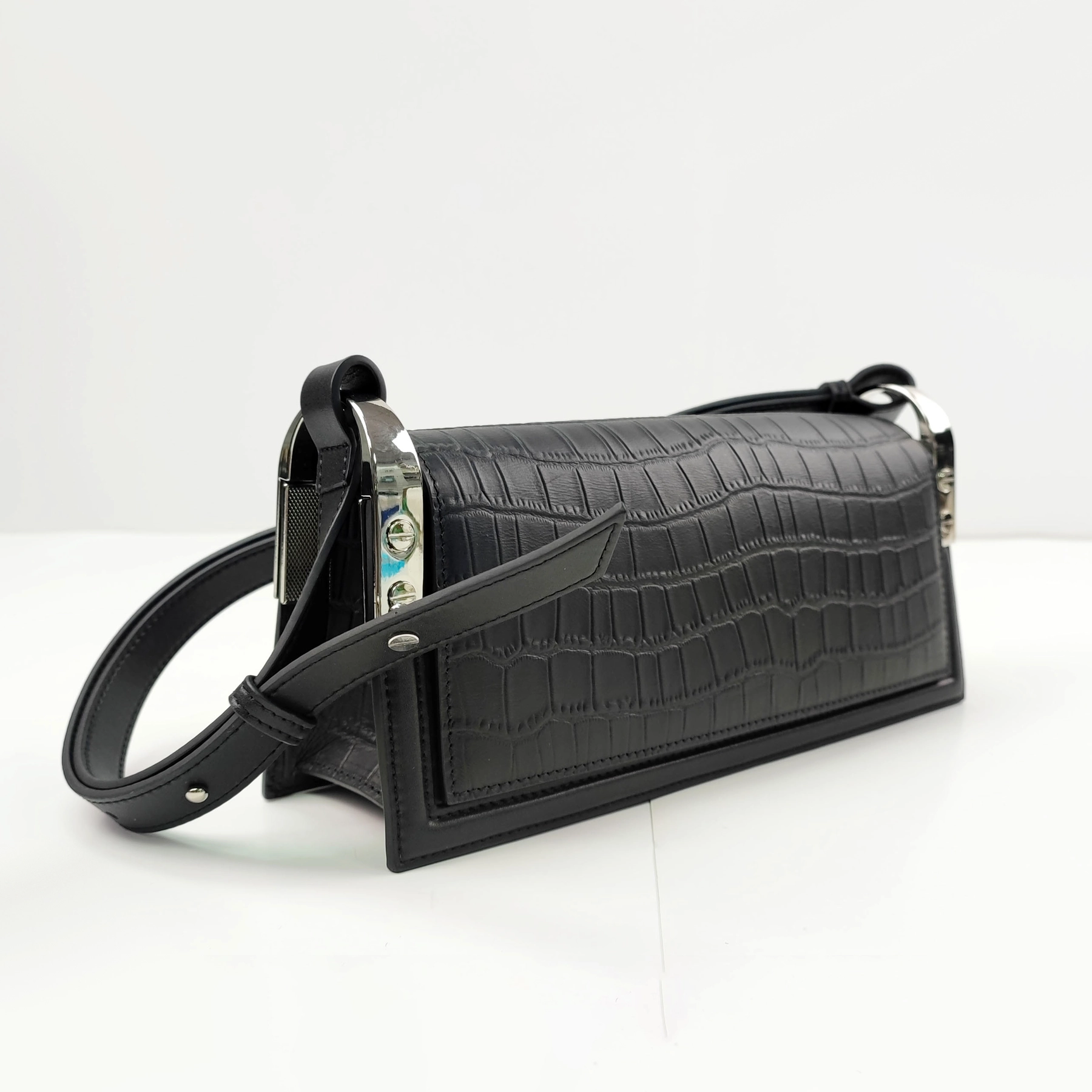 Genuine Leather - Image 4