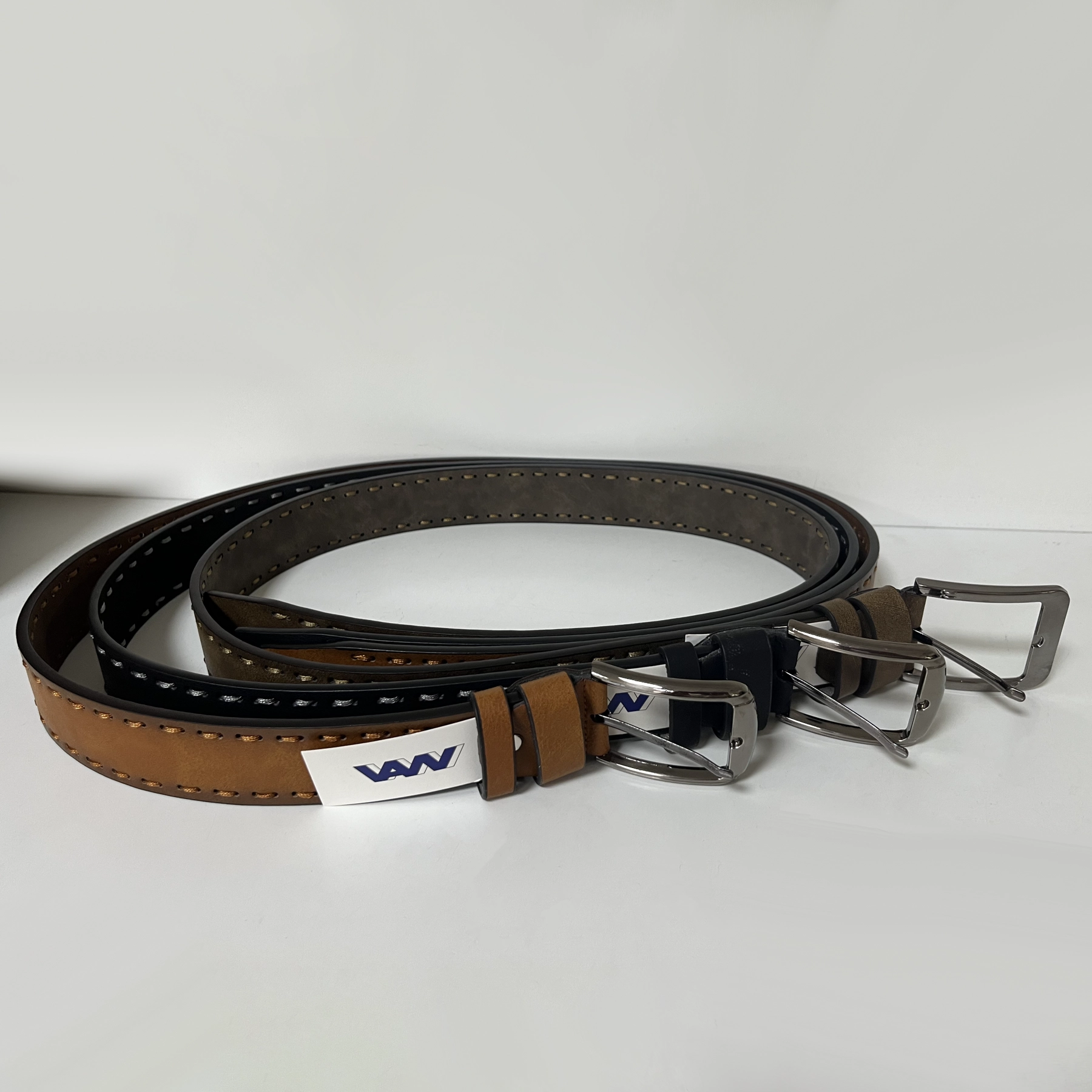 Leather belt samples with metal buckles for private label handbag production