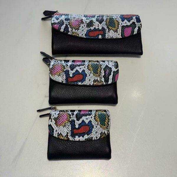 Custom handbag manufacturer sample wallets with printed flap panels and zipper closures