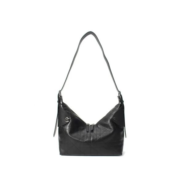 Black shoulder bag sample for private label handbag production review