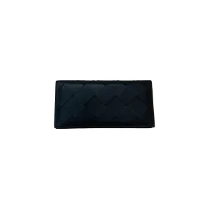 WT110 OEM High-Density Leather Wallet Factory with YKK Zipper & Brass Snaps